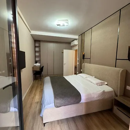 Raid Luxury شقة تيرانا