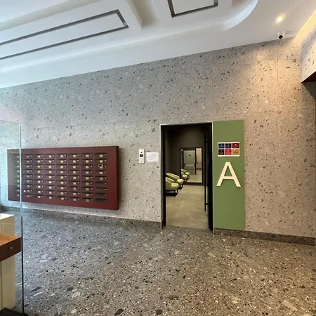 Raid Luxury * تيرانا