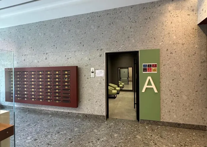 Raid Luxury * Tirana